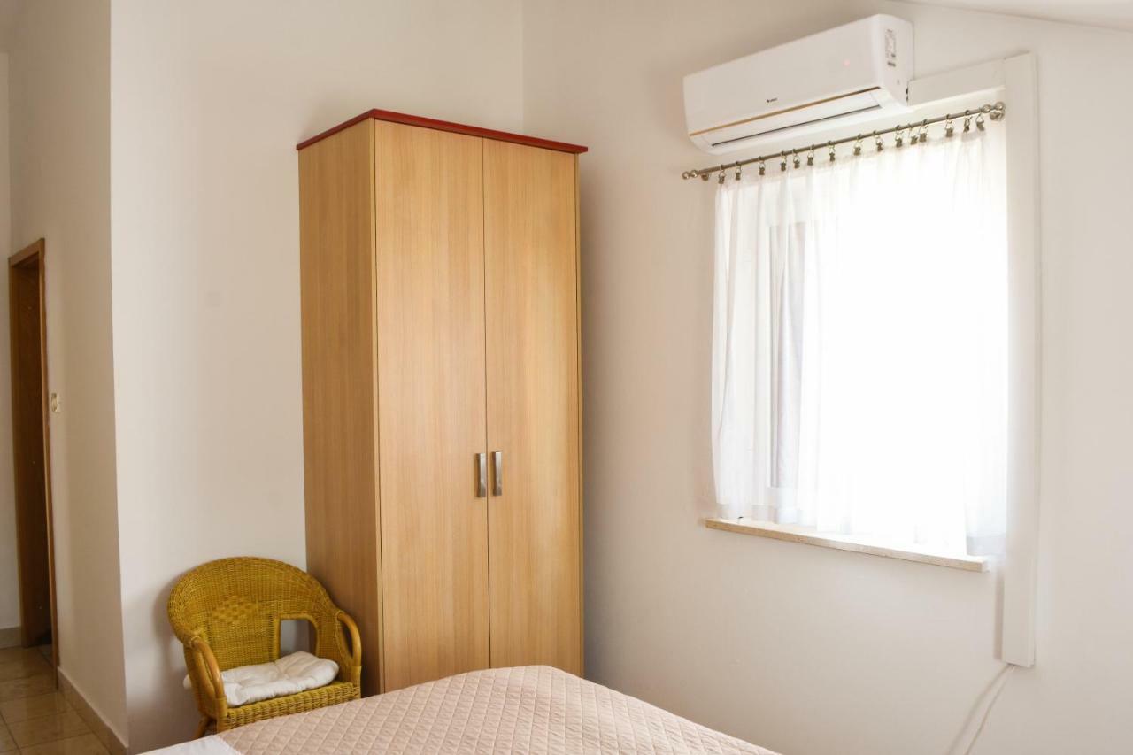 Rooms Ljubica Cres Eksteriør bilde